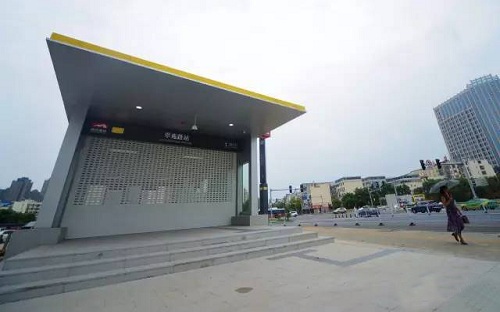 AsZX-fyixias0739908.jpg