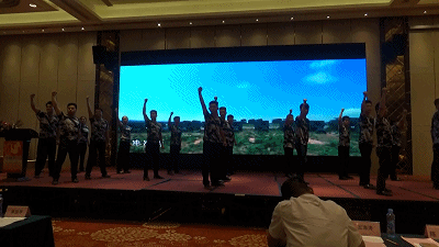1504769623629046985.gif 战斗宣言.gif